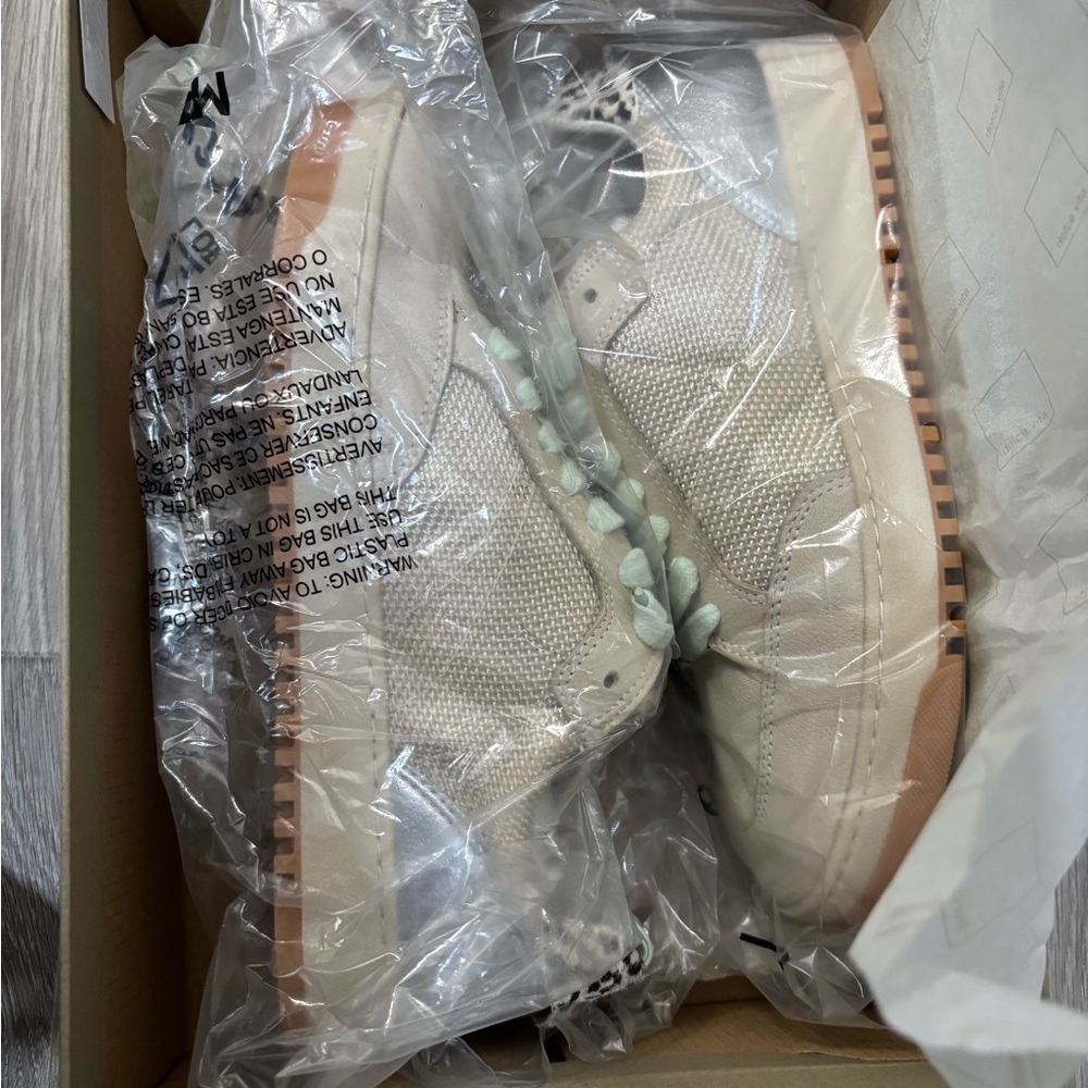 Dolce Vita Cream Sneakers